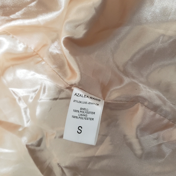 AZALEA WANG FAUX FUR PANEL HOODED TRENCH SIZE SMALL - Picture 5 of 5